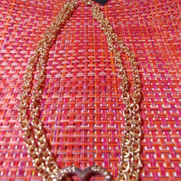 GUESS Rose Gold 18"-20" Chain Heart Toggle Necklace NWT - Picture 2 of 4